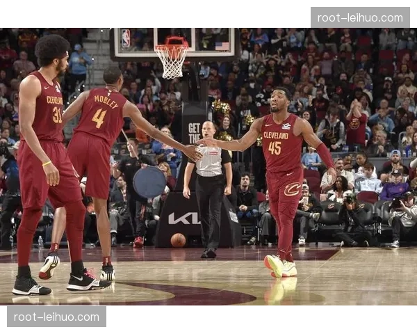 骑士近10场防守效率联盟第一 亨特效应促全员复苏